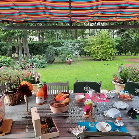 Les Bosquets D Hotes Cauge